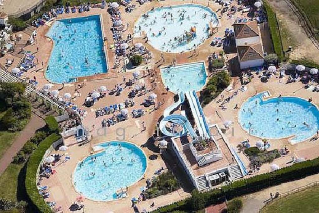 "Le Filet Du Lac" Appartement Atypique, 5 Personnes, Duplex, Vue Lac, Acces Parc Aquatique Gratuit Talmont-Saint-Hilaire ภายนอก รูปภาพ