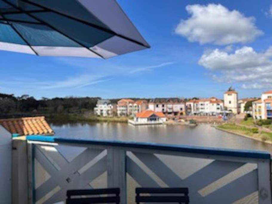 "Le Filet Du Lac" Appartement Atypique, 5 Personnes, Duplex, Vue Lac, Acces Parc Aquatique Gratuit Talmont-Saint-Hilaire ภายนอก รูปภาพ